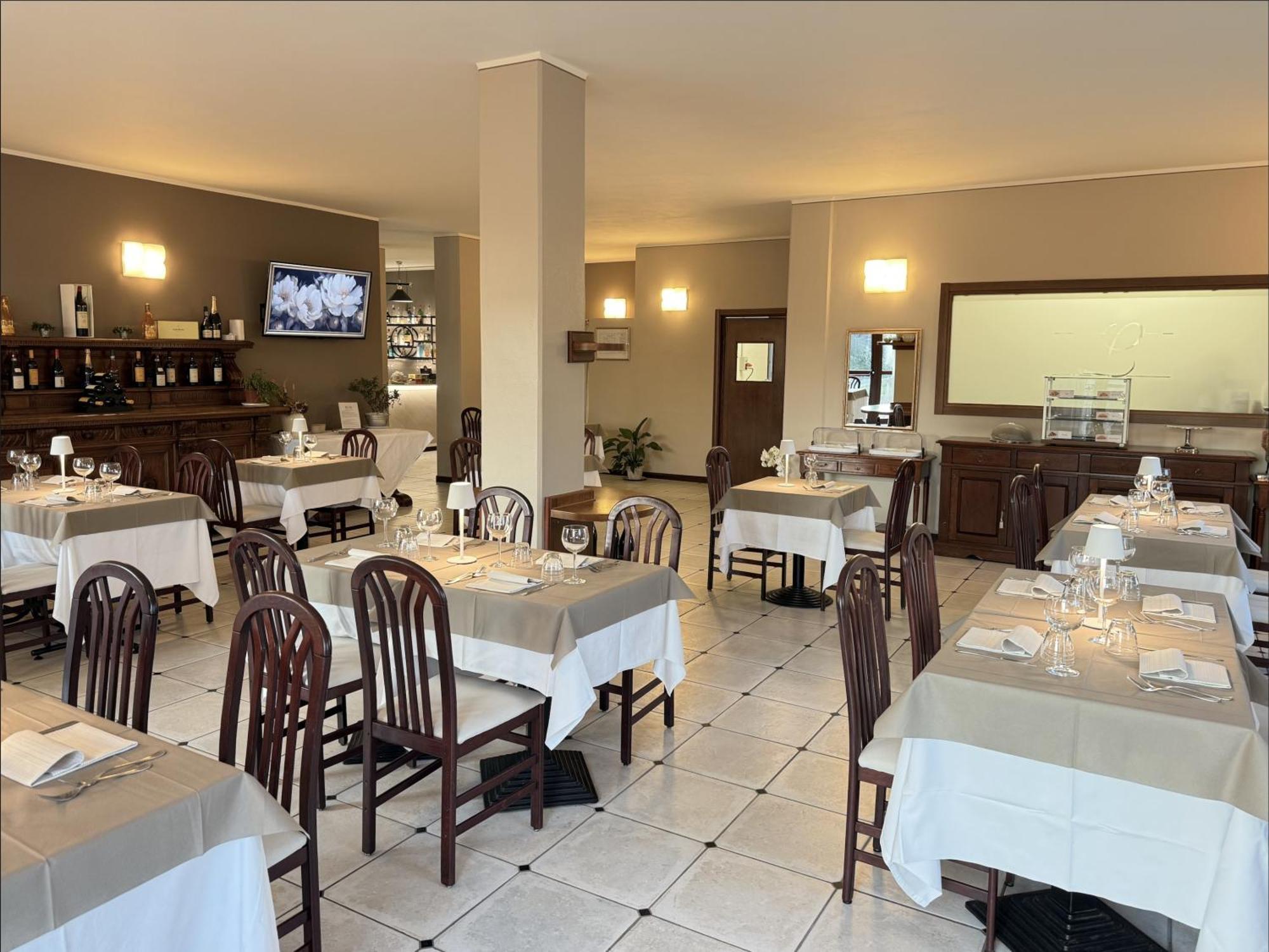Hotel Villa Liberty Pontecurone Exterior foto