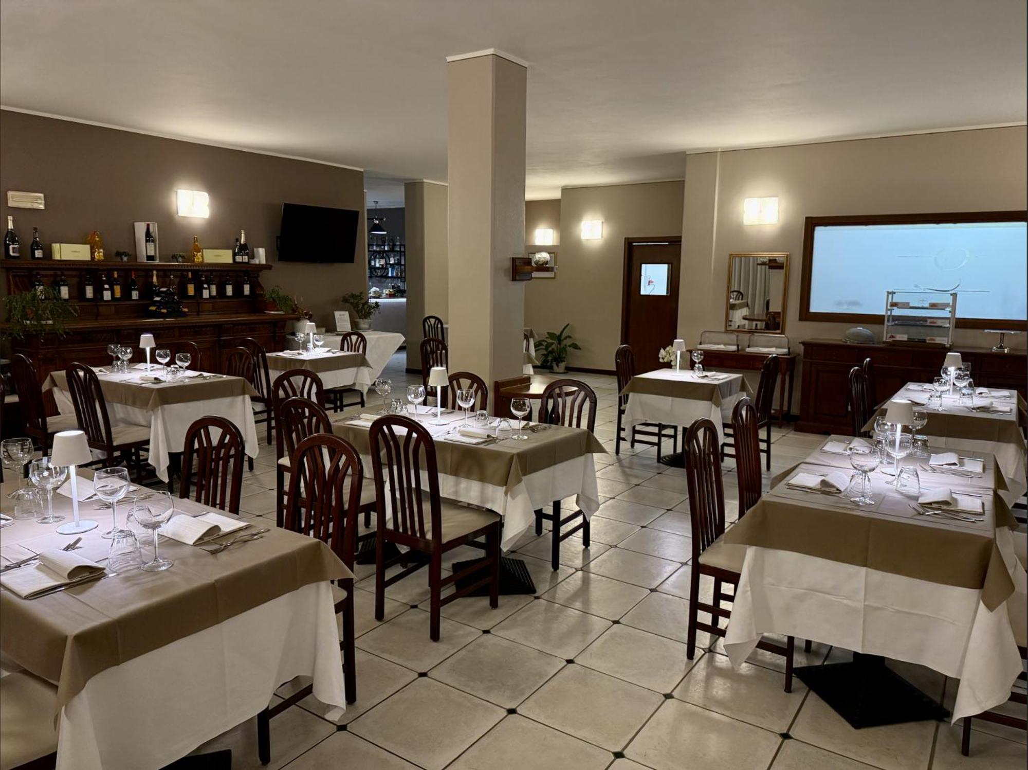 Hotel Villa Liberty Pontecurone Exterior foto
