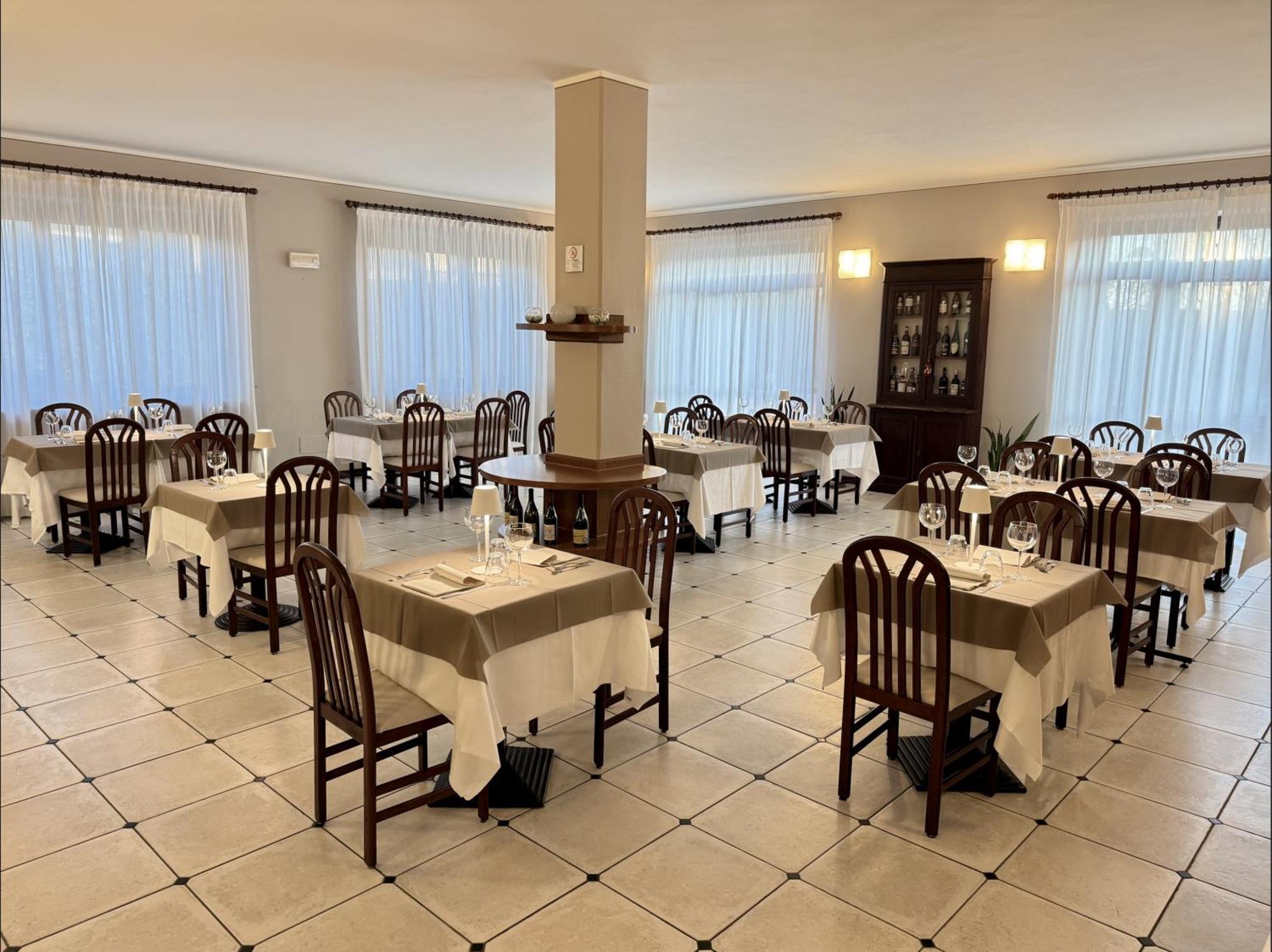 Hotel Villa Liberty Pontecurone Exterior foto
